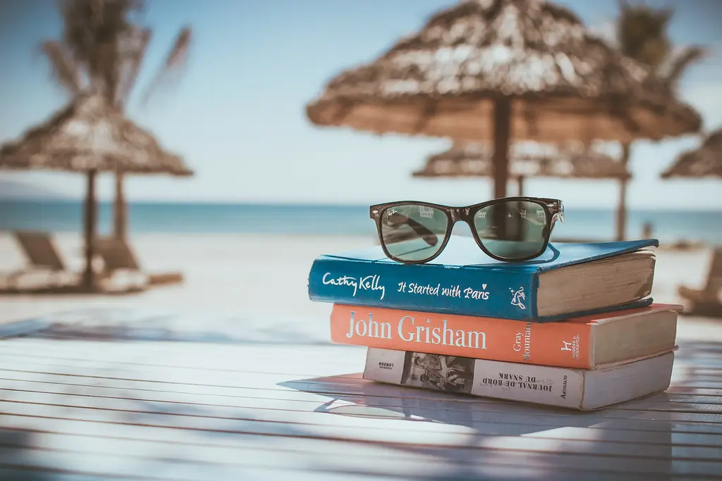 Da Nang: Beach Table Da Nang (Unsplash UoqAR2pOxMo) Da Nang, Vietnam CC-Zero|Da Nang|Images uploaded by Fæ|Images from Unsplash|Files with coordinates missing SDC locati