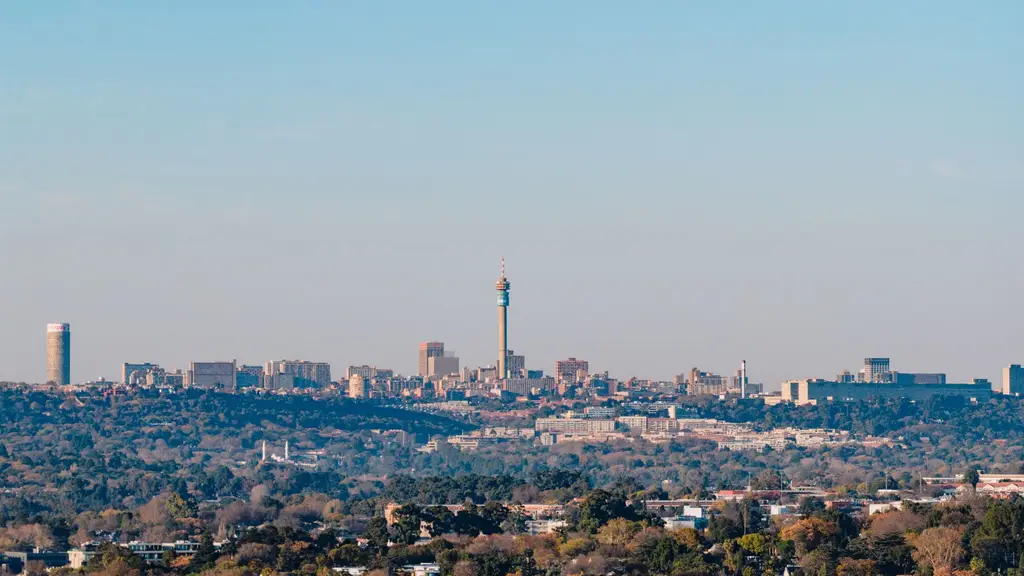 Johannesburg: Shot of Johannesburg skyline featuring the iconic Hillbrow Tower on a clear day.
