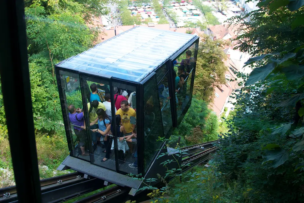 Ljubljana: Ljubljana castle funicular Funicular 002 Taken with Canon EOS 60D|Flickr images reviewed by File Upload Bot (Magnus Manske)|Flickr images missing SDC creator|Fi