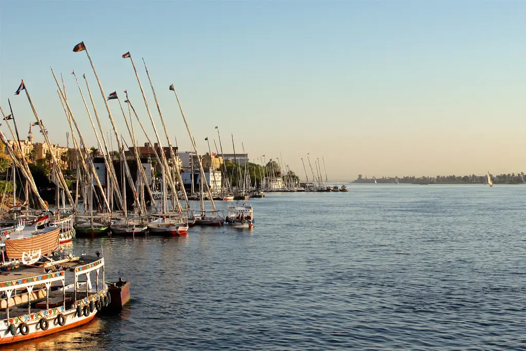 Luxor: Luxor Sailboats (225581669) 500px provided description: Just take a ferry [#water ,#boat ,#river ,#sail ,#marina ,#waterfront ,#harbor ,#Egypt ,#Nile] Files wit